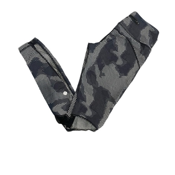 Lululemon Pixelated Digital Black Camo Mesh Ankle Leggings Size 4 - Picture 1 of 4
